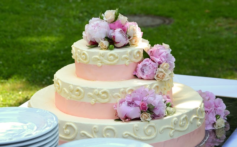 Mossy Greenery Cake